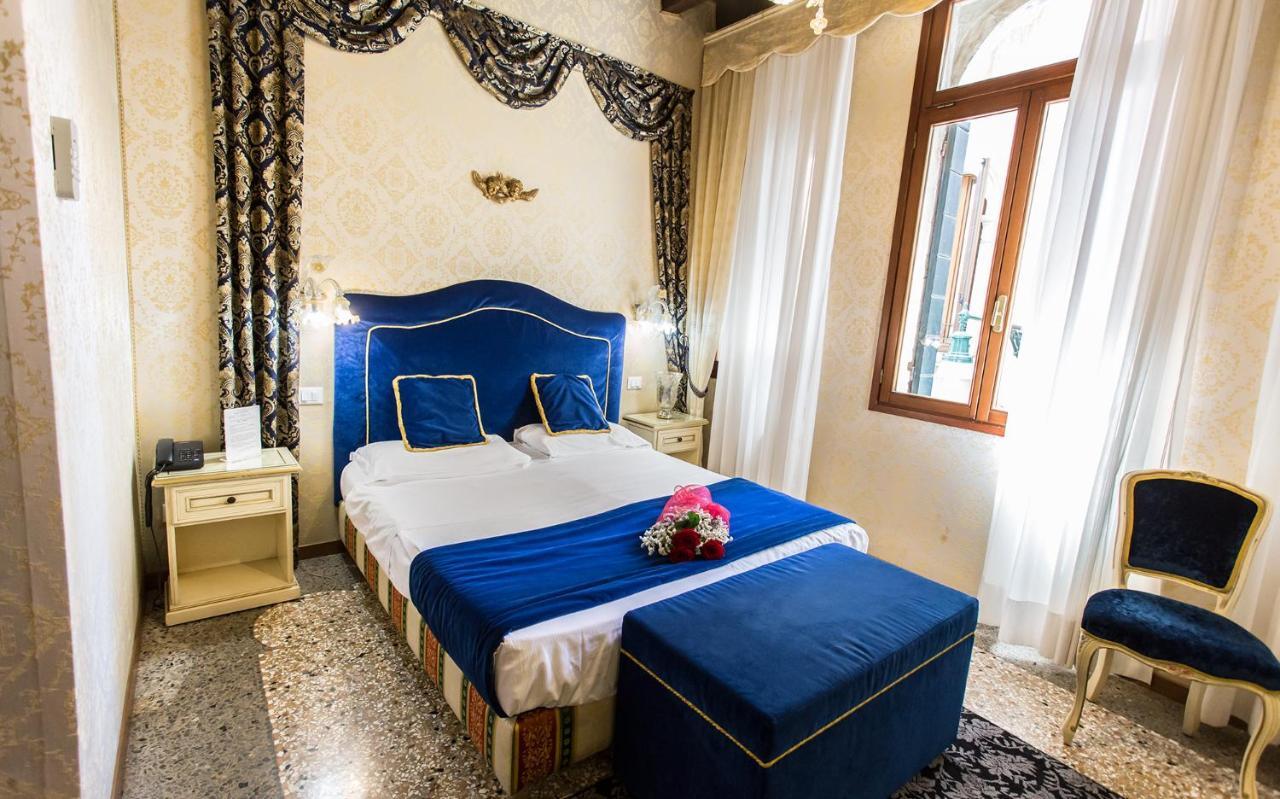Hotel Residenza La Campana Venecia Exterior foto